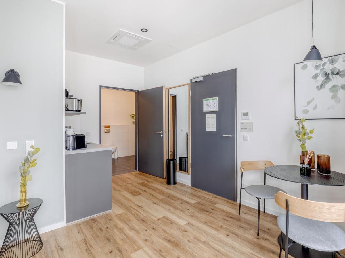 Limehome Moenchengladbach Fliethstrasse Exterior foto